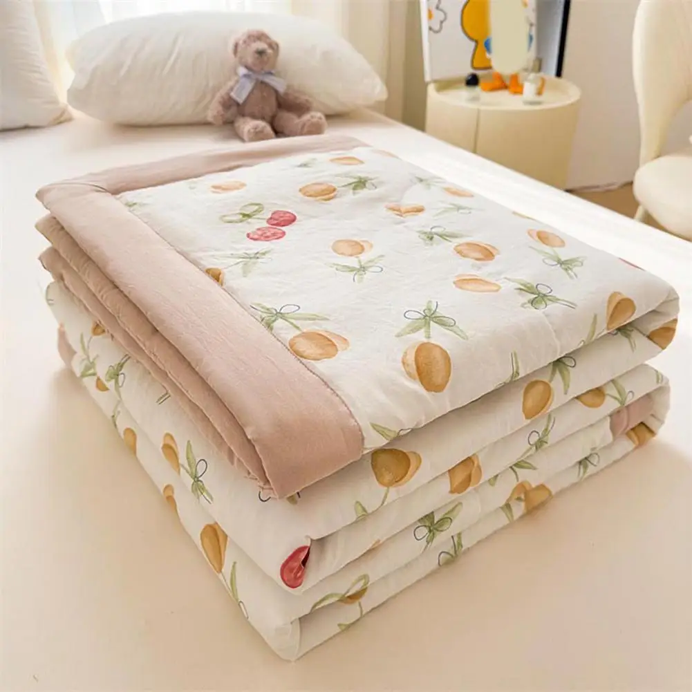 Quilt Hypo-allergenic Comforter for Hot Sleepers Lightweight Summer Blanket with Technology to Keep Absorb Body Heat Washed