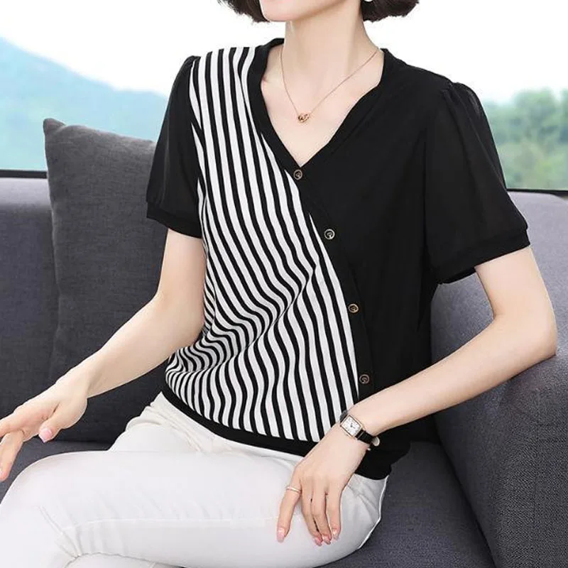 

Fashion Commute Striped Patchwork Short Sleeve Tops Female V-Neck Chic Button Spliced Casual T-shirt Summer Women's Clothing