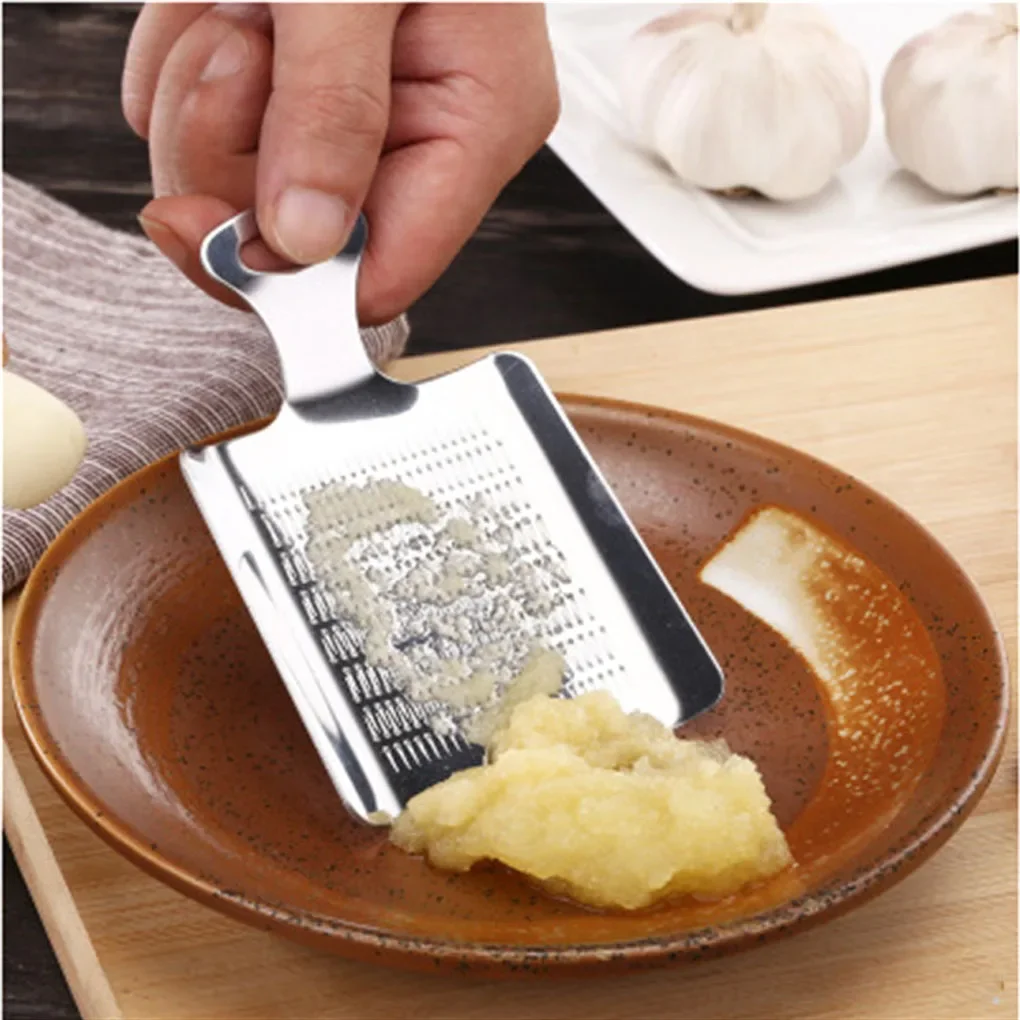 Description Picture 4 of itemGinger Grater Wasabi Grater Crusher Stainless Steel Garlic Grinder Kitchen Fruit Root Vegetables Ginger Grinding Tool