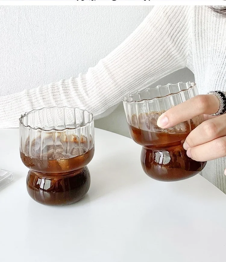Tasses en Verre Isolées Machatea avec Colonnes Rayées
