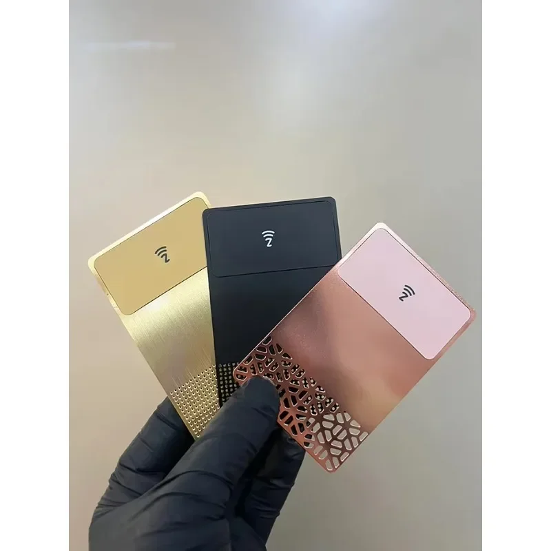 맞춤형 고급 NFC VIP 명함 레이저 각인 스테인리스 스틸 RFID 금도금 ISO 13.56MHz 빈 맞춤형 NFC 신용카드