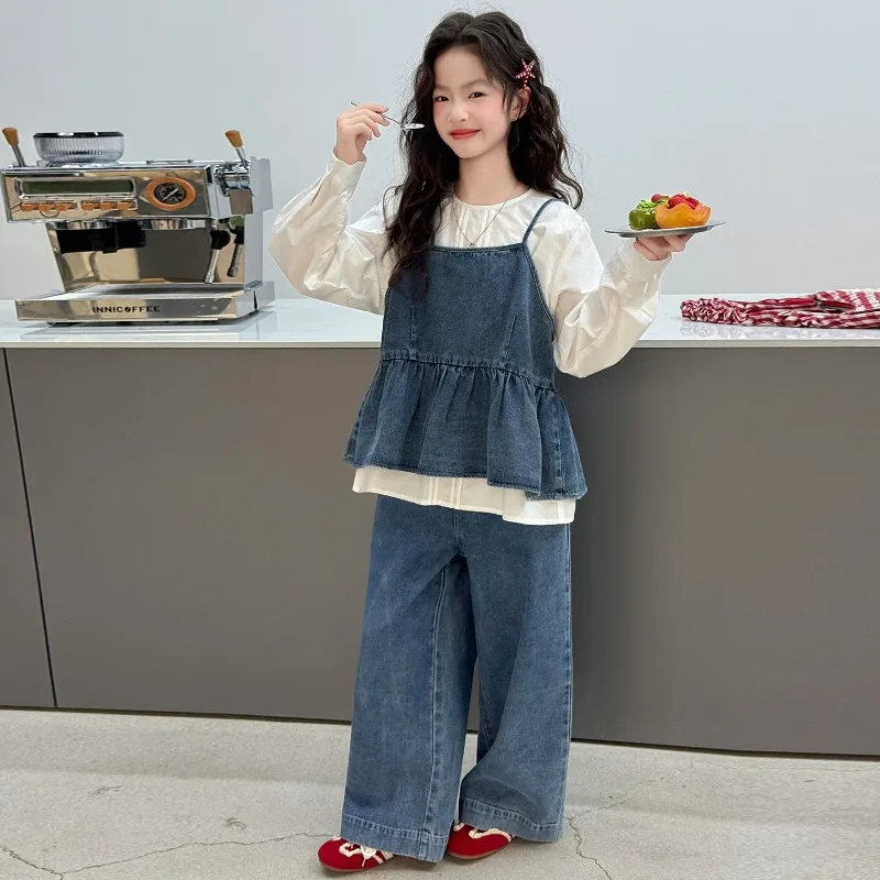 Kinderkleidung Mädchen Frühling Herbst 2026 Langarm-Shirt mit Spaghetti-Träger-Oberteil und Weitbein-Jeans Dreiteiliges Set