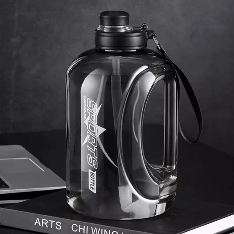 

1.8-2.8L Large Capacity Sport Water Bottle Outdoor Travel Big Water Bottles Portable Fitness Plastic Cup with Straw Drinkware