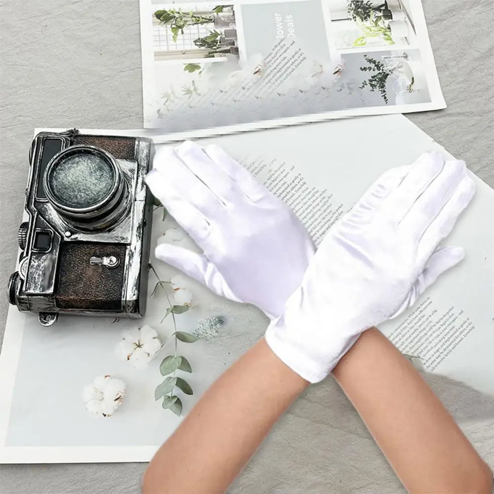 

Solid Color Gloves Minimalist Gloves Elegant Bridal Satin Gloves for Dinner Prom Church Wedding Soft Lace Stretchy Fit Wrist