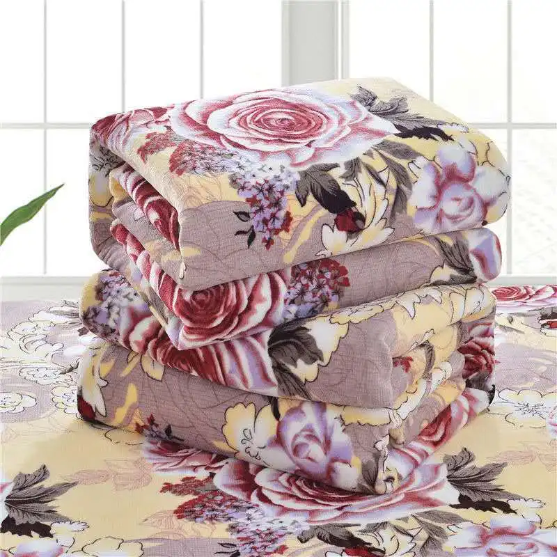 

Factory stock winter cover warm blanket quilt, skin-friendly and comfortable flannel blanket thick warm double large