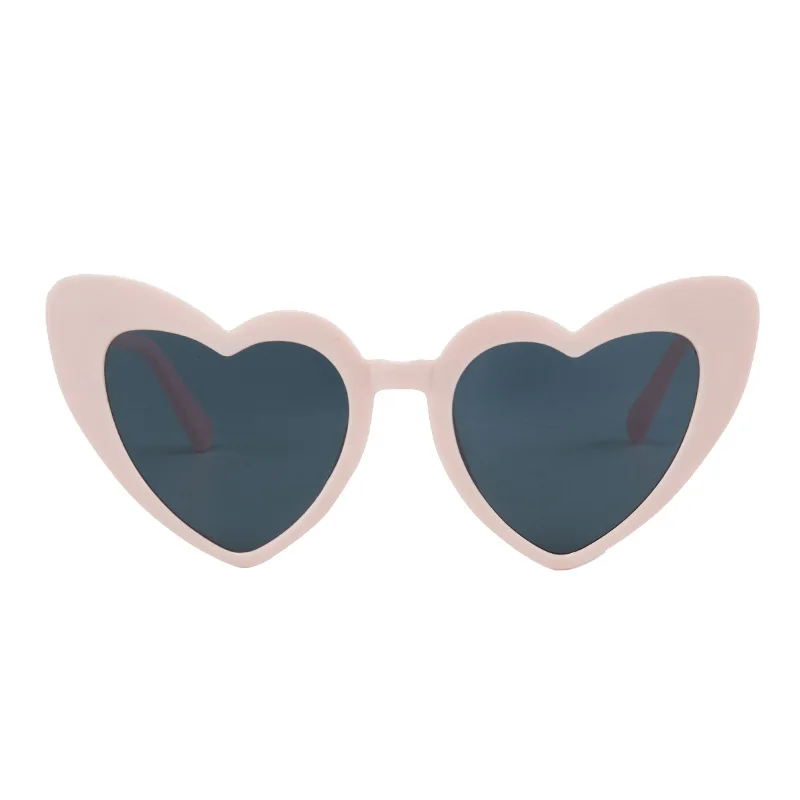 Heart Shaped Sunglasses for Women Retro Cat Eye Sunglasses Wedding Engagement Decoration Shopping Traveling Party Accessories