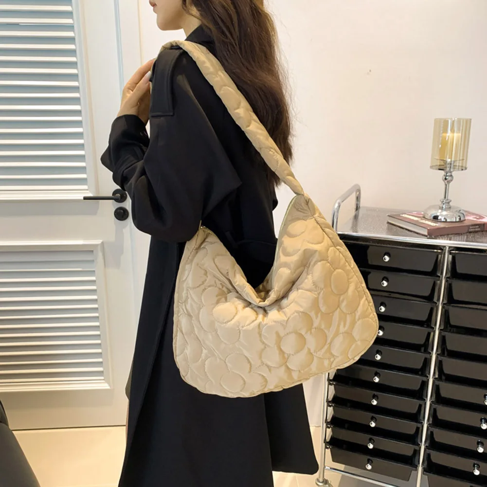 Women Puffy Hobo Bag Fashion Padded Shoulder Bag Casual Floral Quilted Tote Bag Lightweight Large Capacity Slouchy Shopper Bag