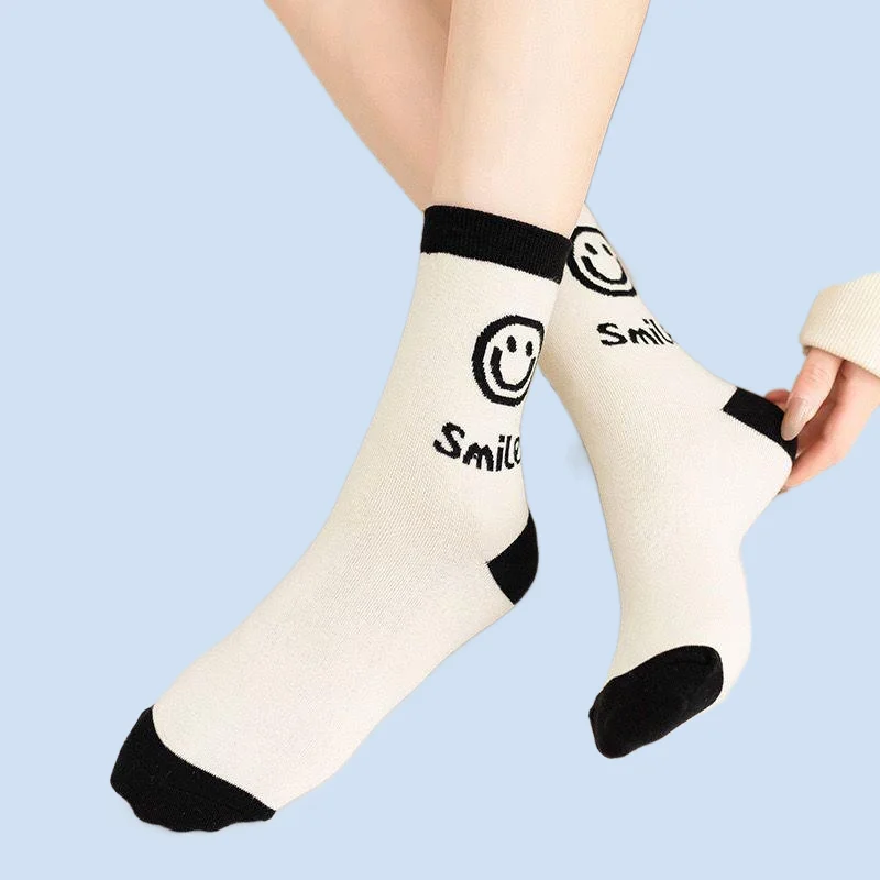 

5 Pairs Smiling Socks Spring and Autumn Stockings Korean Version Versatile Cartoon Socks College Style Stockings