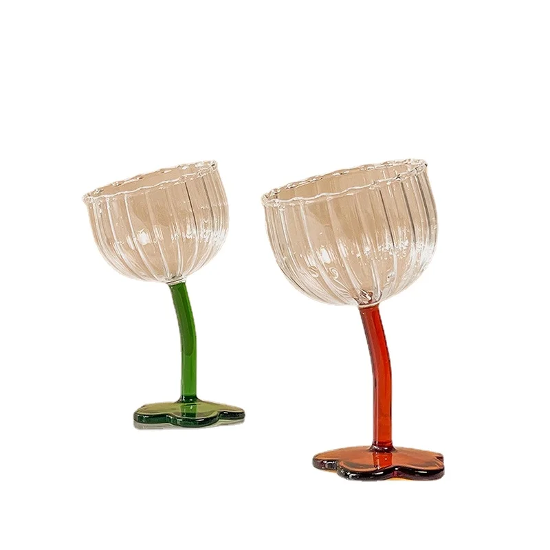 

Cute Flowers Water Cup Head Tilt Antique Style Goblet Glass Creative Retro French Champagne Glass Red Wine Glass