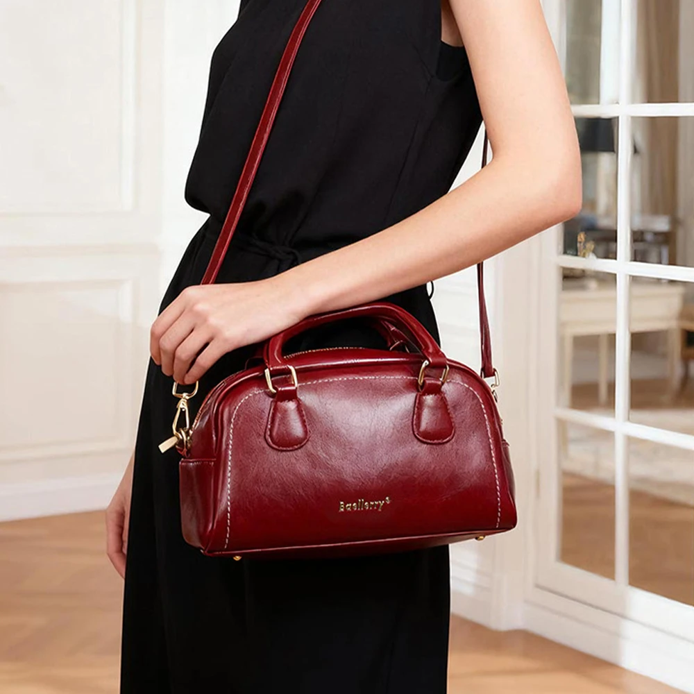 1Pcs Large-Capacity Women's Handbag, Multi-Compartment Boston Women's Bag, Portable and Wear-Resistant Shoulder Bag, Can Hold Mobile Phones and Cosmetics, Commuter Travel Shopping Bag