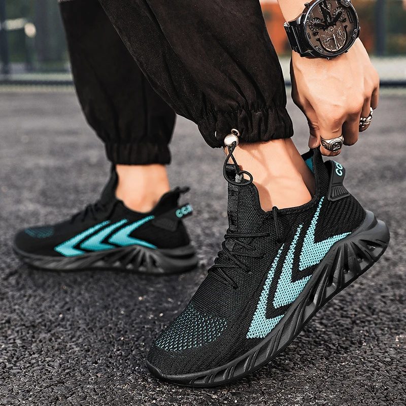 Original Men's Sports Casual Shoes Sewn Shoes Lightweight Breathable Mesh Shoes Large Outdoor Breathable Mesh Fashion Sports