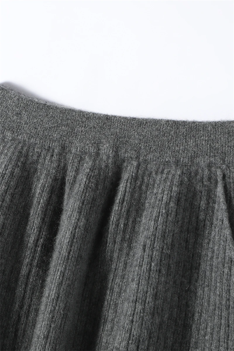 Yoyoselect Cashmere Skirt - Versatile Styling
