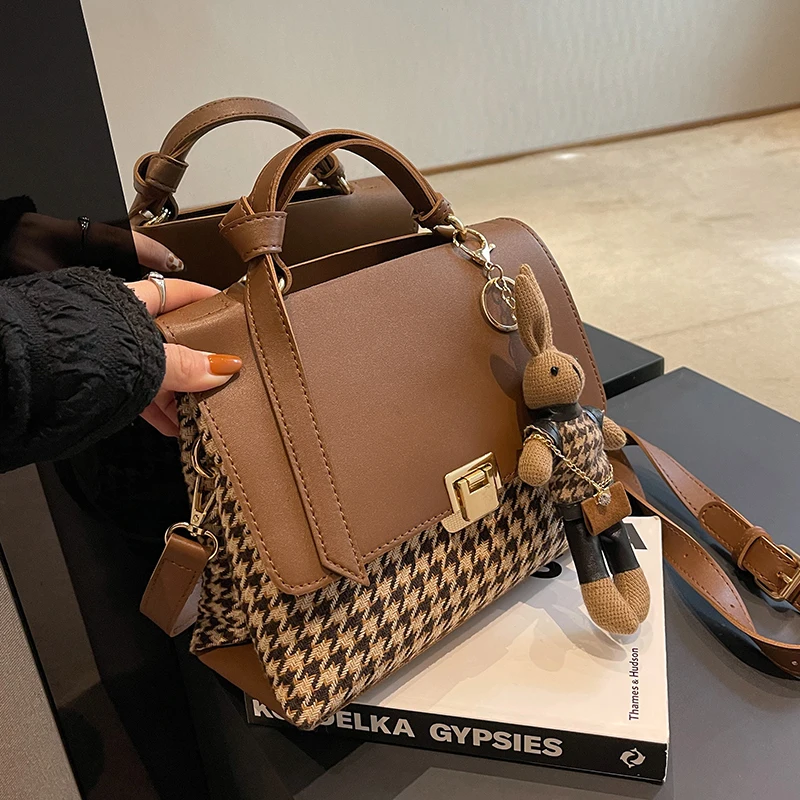 

Niche Design Hit Color Bag Women's New Hot Sale In Autumn/Winter 2022 Crossbody Bag Popular Houndstooth Square Bag Handbag