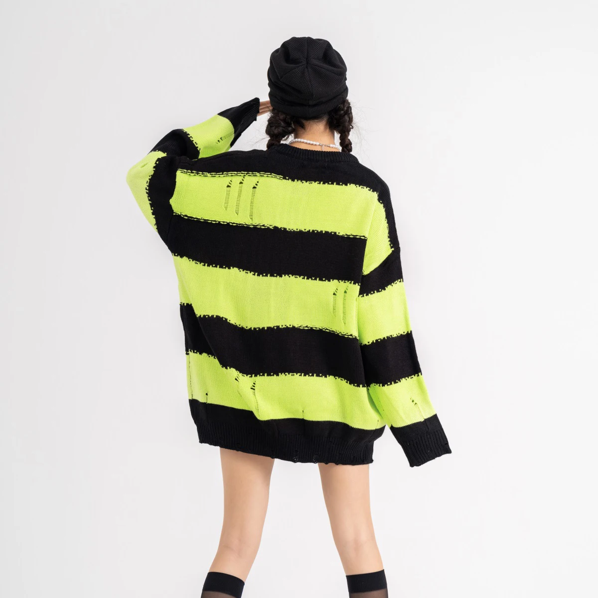 Harajuku Striped Colorblock Sweaters Hip Hop Destroyed Ripped Knitwears Men Hole Knitted Jumpers for Women Baggy Pullovers