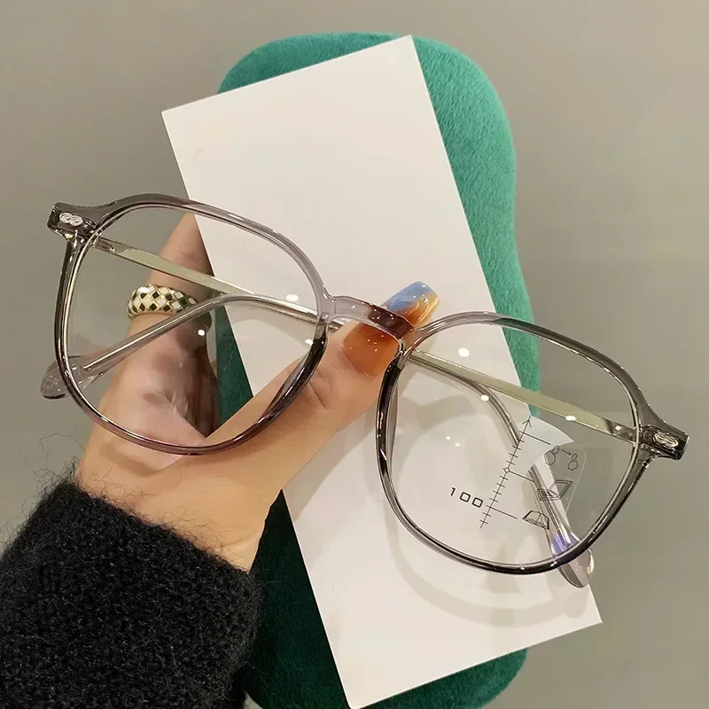 Fashionable Multifocal Reading Glasses for Men Women New Trend Square Presbyopia with Far Sight Unisex Vintage Hyperopia Eyewear 4