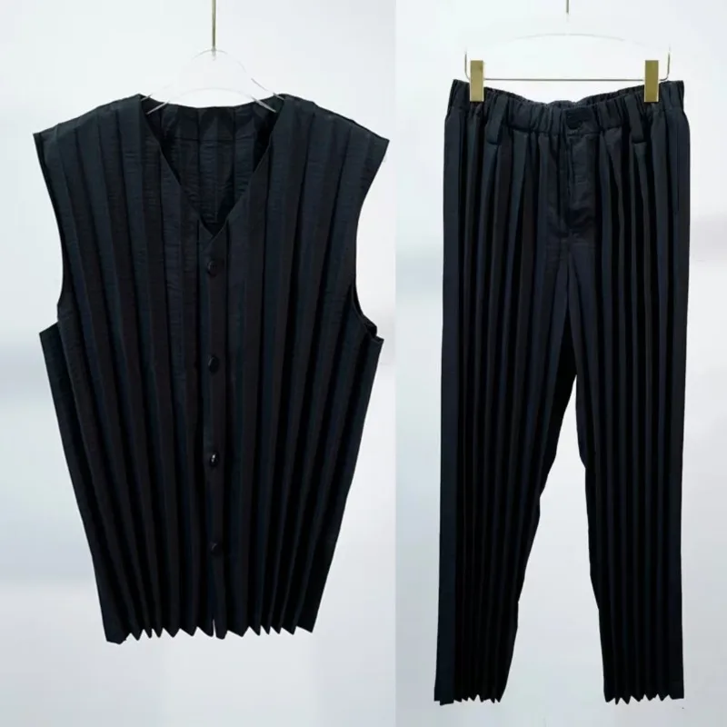 Miyake Wrinkle-Free Pleated Men's Suit Summer New Men's Pleated Blouse Cardigan Trousers Set Niche Designer Fashion Men Clothing