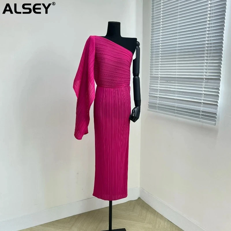 

ALSEY Miyake Pleated Elegant One Shoulder Flying Sleeve Design Prom Dress Fall New Fashion Plus Size Splicing Women Long Gowns