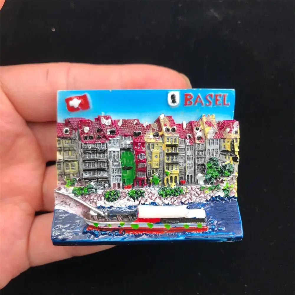 Slide image f898aee36904448a90cef690baa9407d