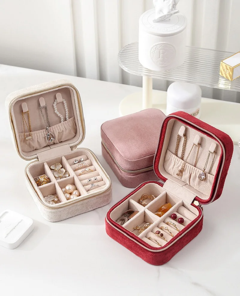 New Portable Bead Velvet Jewelry Case Earring Ring Holder Bag Convenient  Necklace Storage Organiser Women'S Jewelry Display Box jewelry box convenient travel jewelry box concealed buckle bag ring earring stud necklace storage box jewelry packaging bags