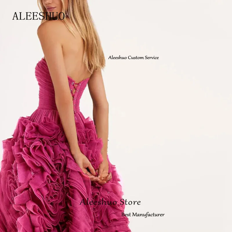 Рисунок 5 - Женское платье с открытой спиной