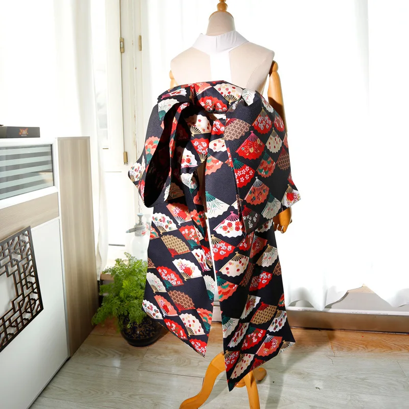 Рисунок 2 - Традиционное японское кимоно для женщин