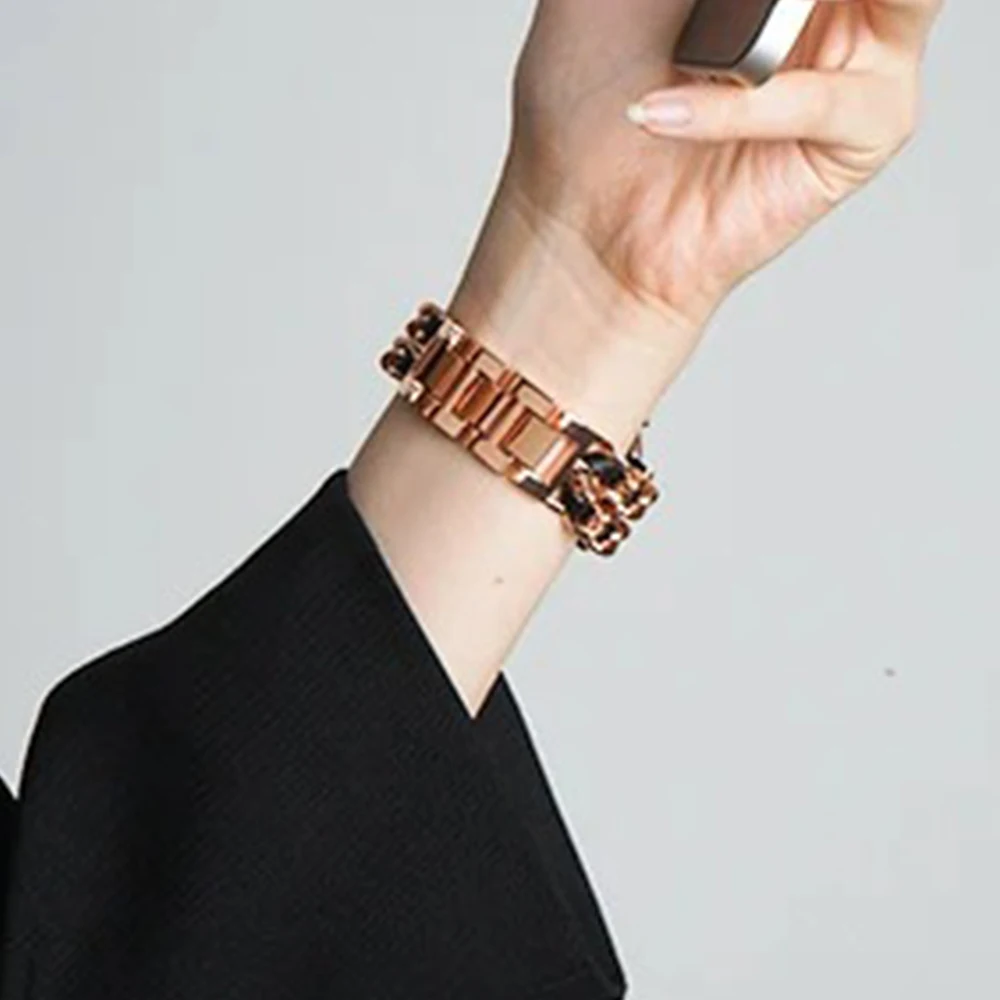 Stylish Metal & Leather Strap Fashion Wristband