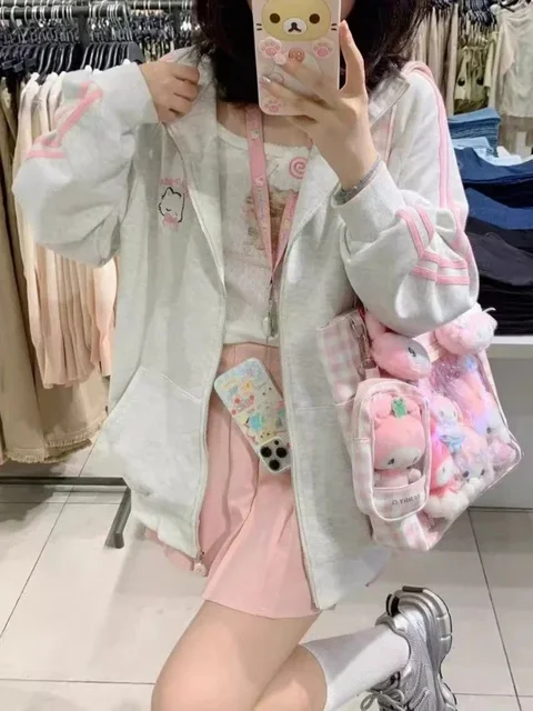 귀여움과 편안함이 어우러진 HOUZHOU 지퍼 후디