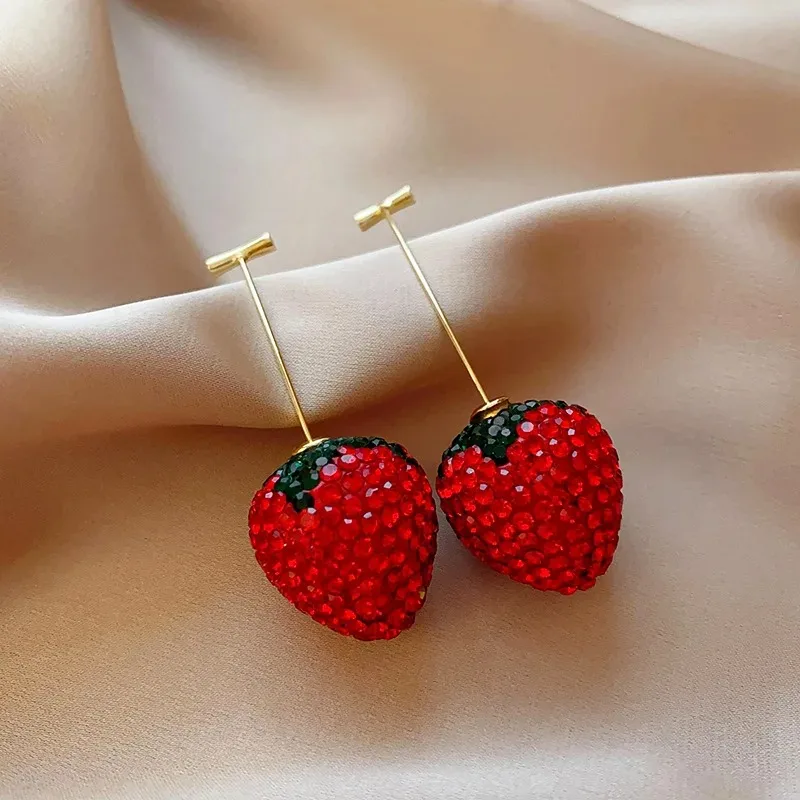Cherry Strawberry Earrings for Women Shiny Red Rhinestone Drop Earrings Temperament Delicate Party Wedding Ear Jewelry