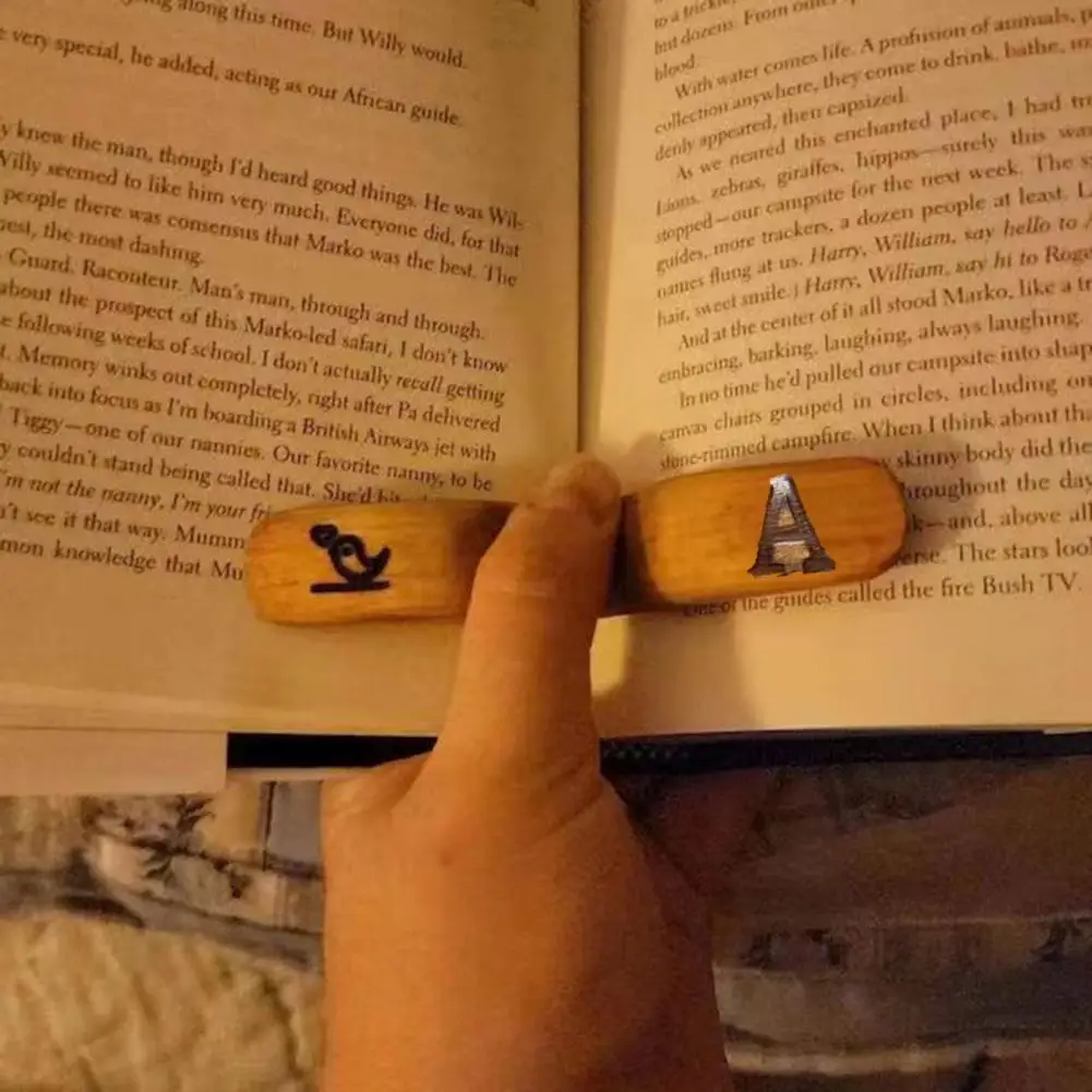 

Practical Thumb Bookmark Compact Diary Bookmark Cartoon Bird Pattern Reading Book Wooden Thumb Bookmark Mark