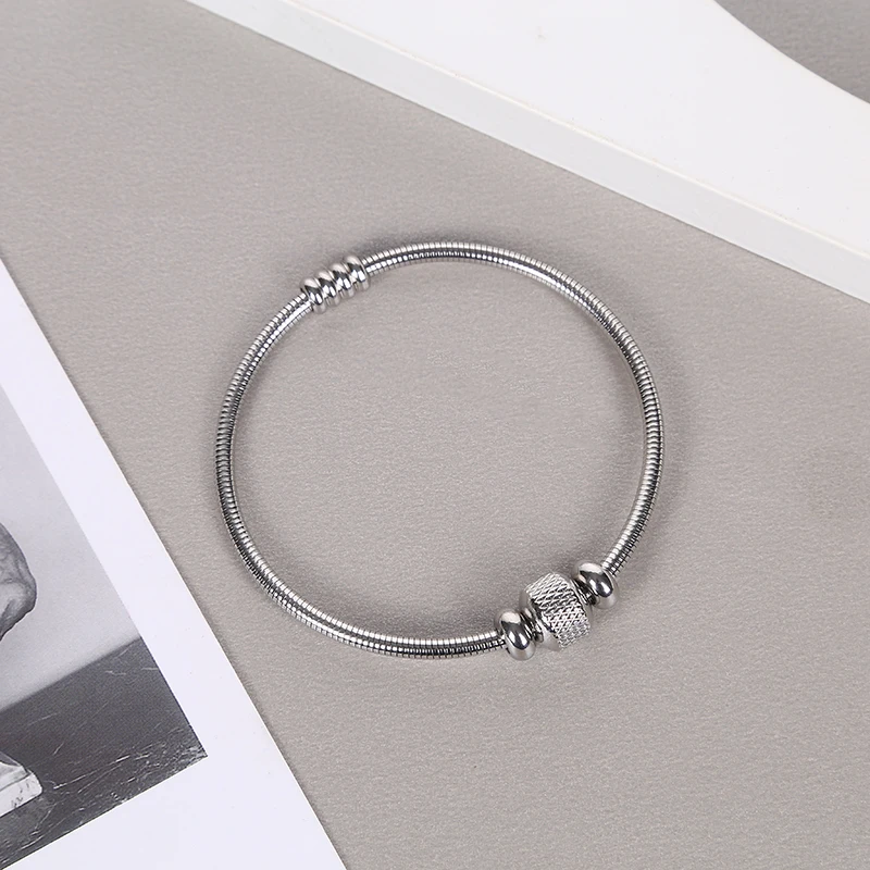 Fashion Wear Resistant Women's Metal Snake Chain Elastic Waterproof Magnet Self-priming Stainless Steel Bracelets
