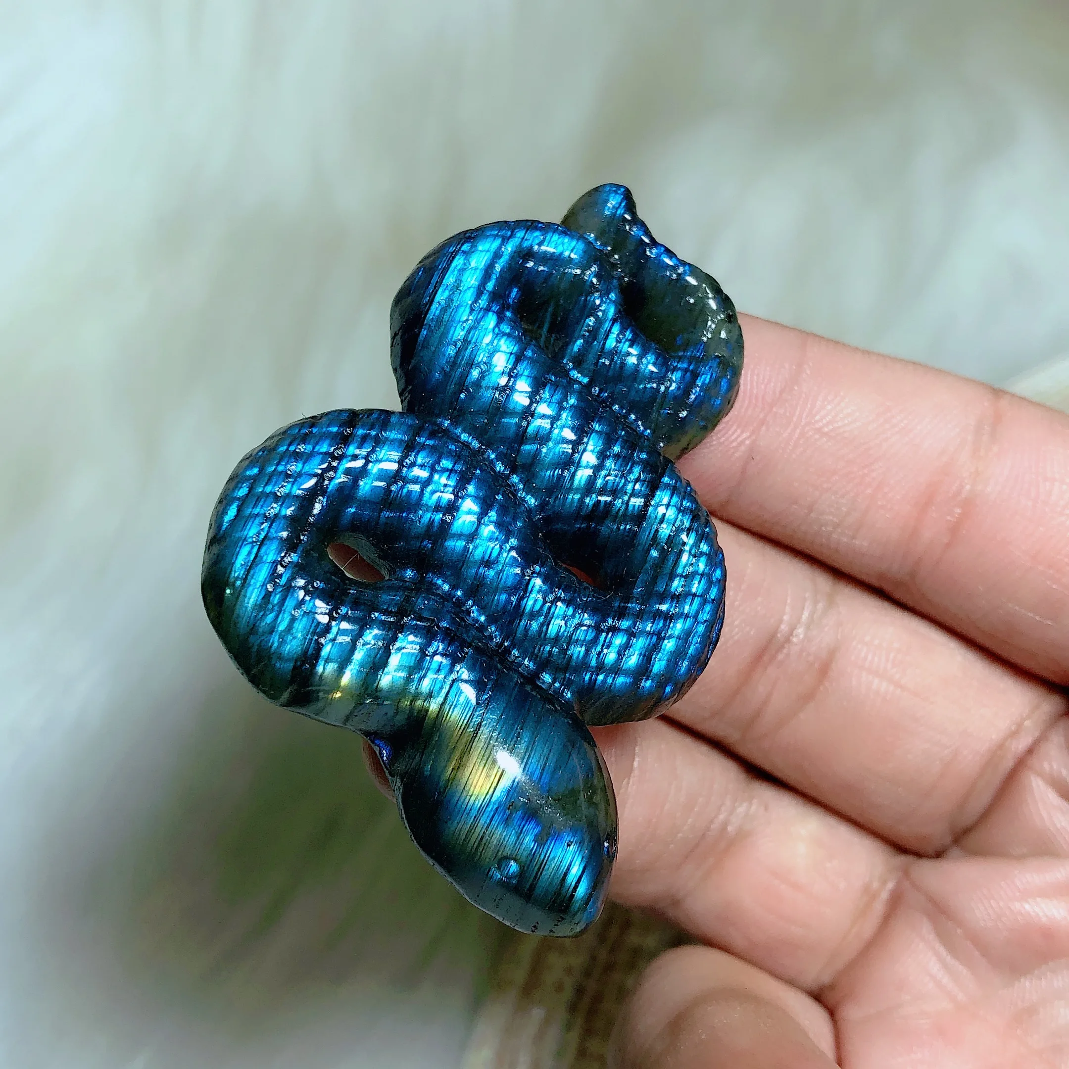 High Quality Natural Healing Labradorite Snake Carved
