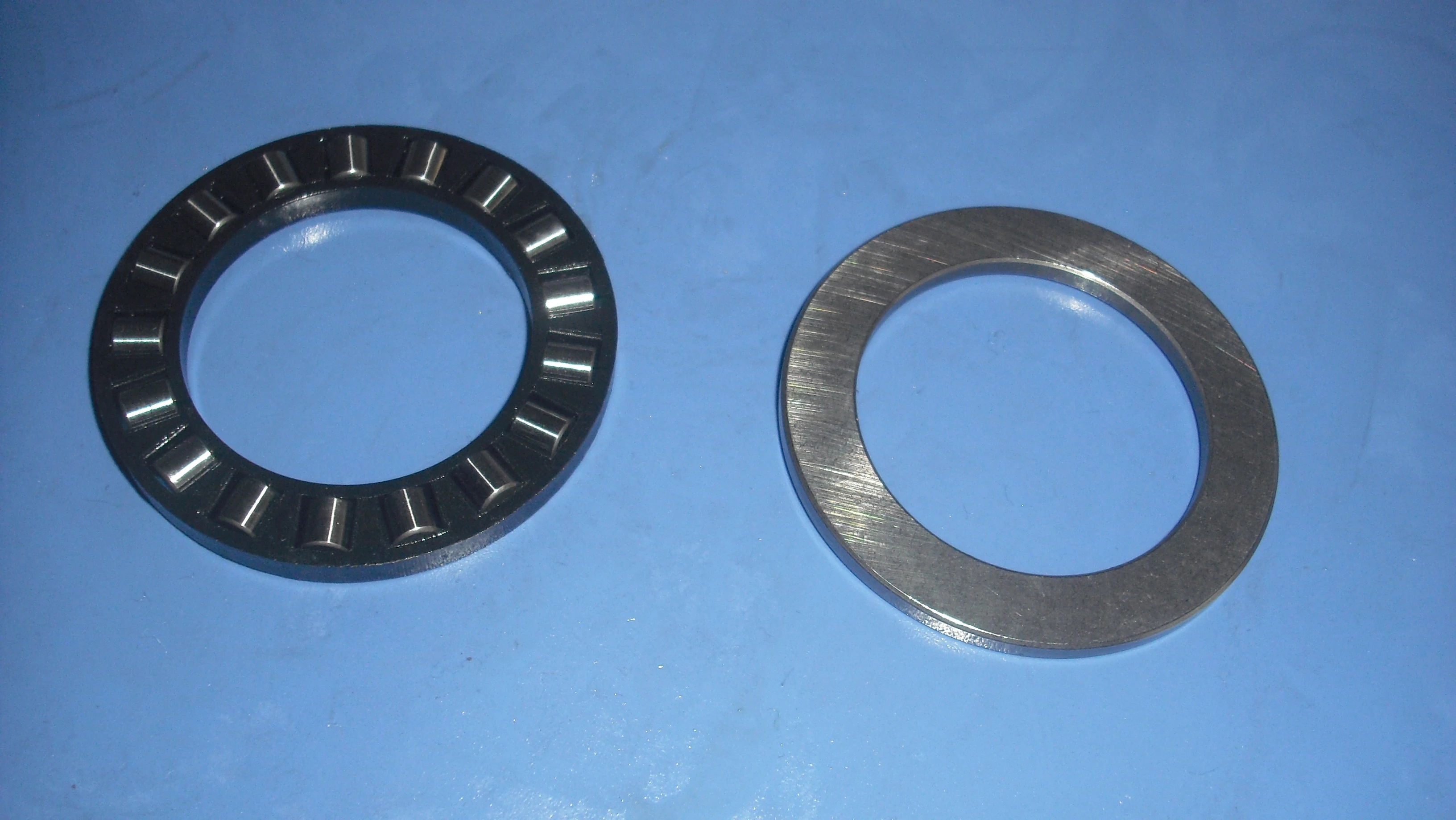 1 PC LA9022 AXIAL NEEDLE BEARING K81108+GS