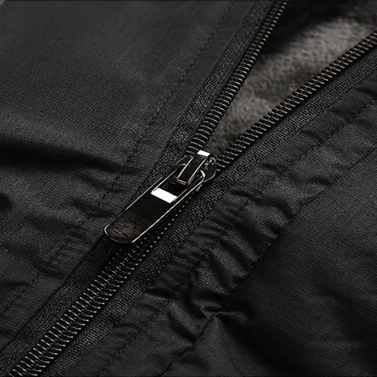 Men's Fleece Thickened Waterproof Jacket Outdoor Sports Mountaineering Padded Jacket