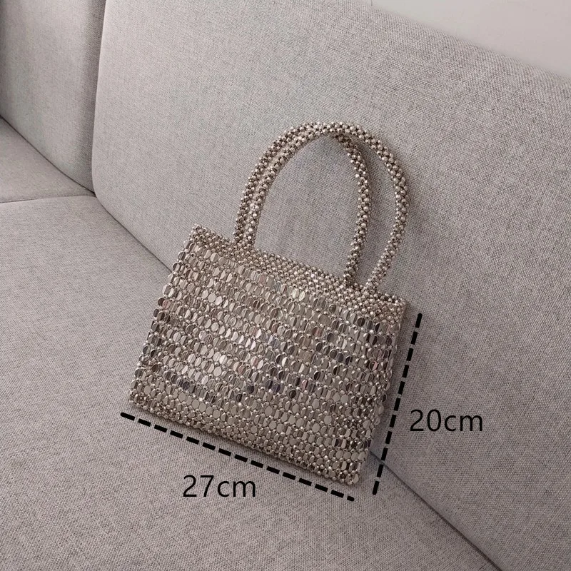 Рисунок 6 - Модная металлическая блестящая сумка в стиле ретро