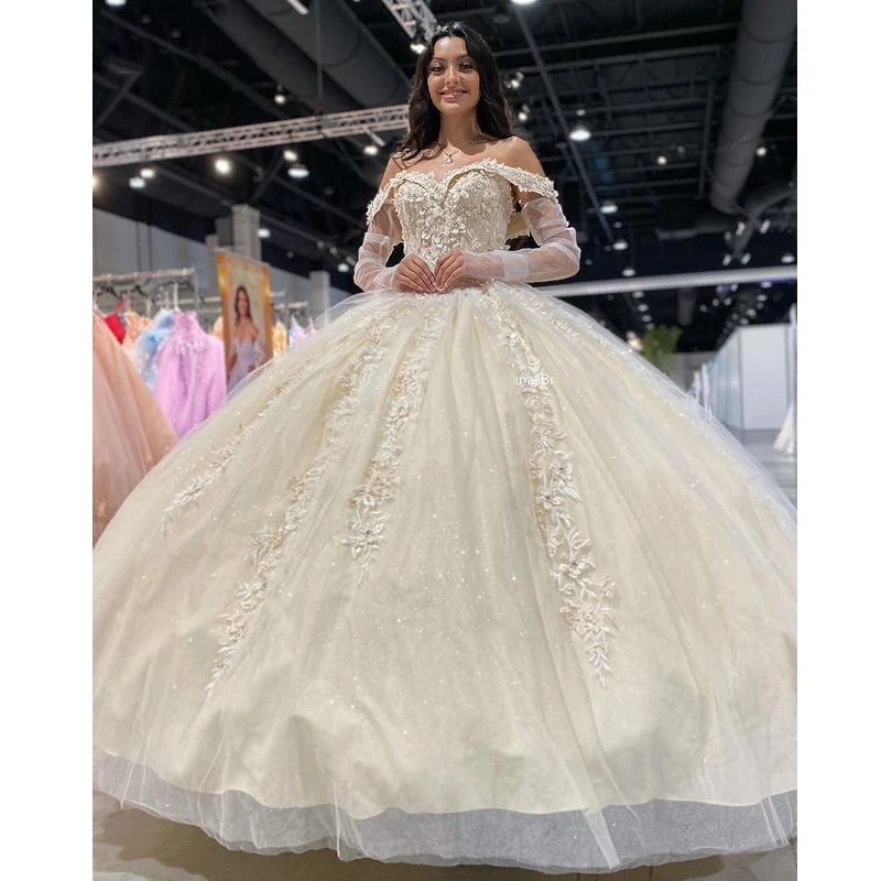 ANGELSBRIDEP Long Sleeves Quinceanera Dresses Ball Gown Appliqu&eacute; Lace Sweet 16 Dress Celebrity Party Gowns Graduation Customized