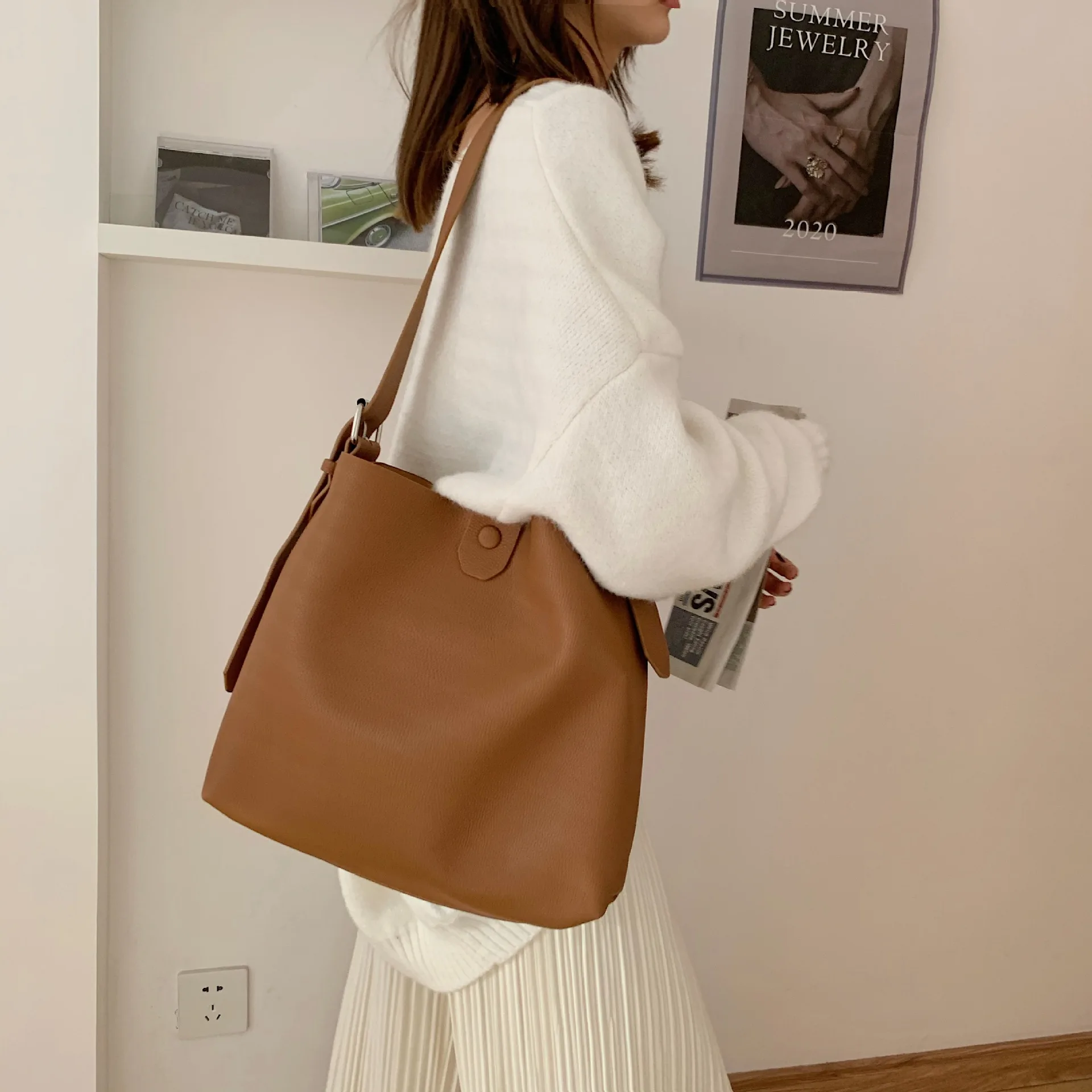 Large Capacity Composite Bag with a Small Purse Soft Leather Vintage Shoulder Bag for Women Fashion Top Handle Crossbody Bag