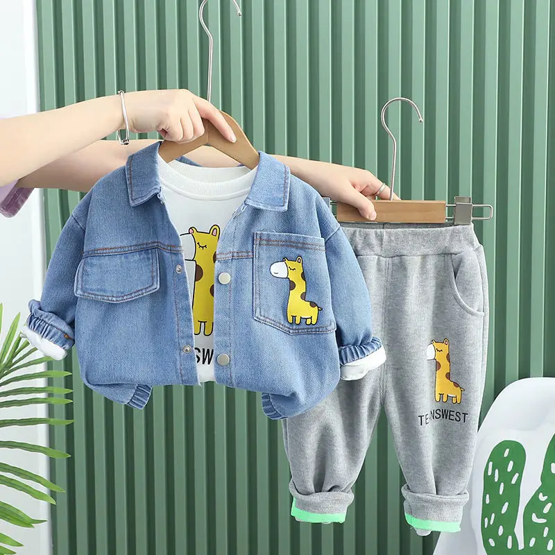 

Children's Set Giraffe Autumn New Boys' Three Piece Cartoon Set 1-4 Year Old Baby Denim Set