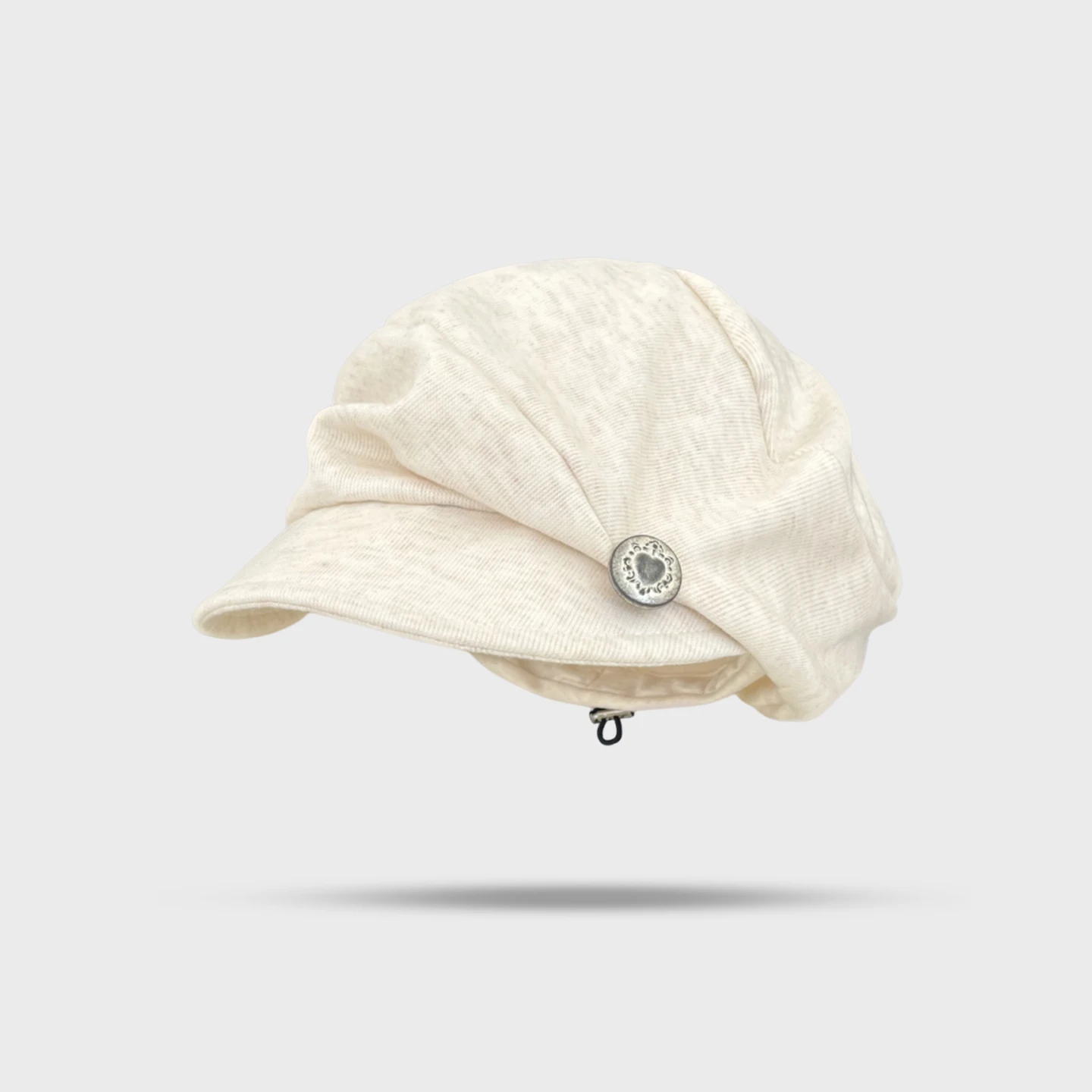 Heart button suede octagonal hat off-white