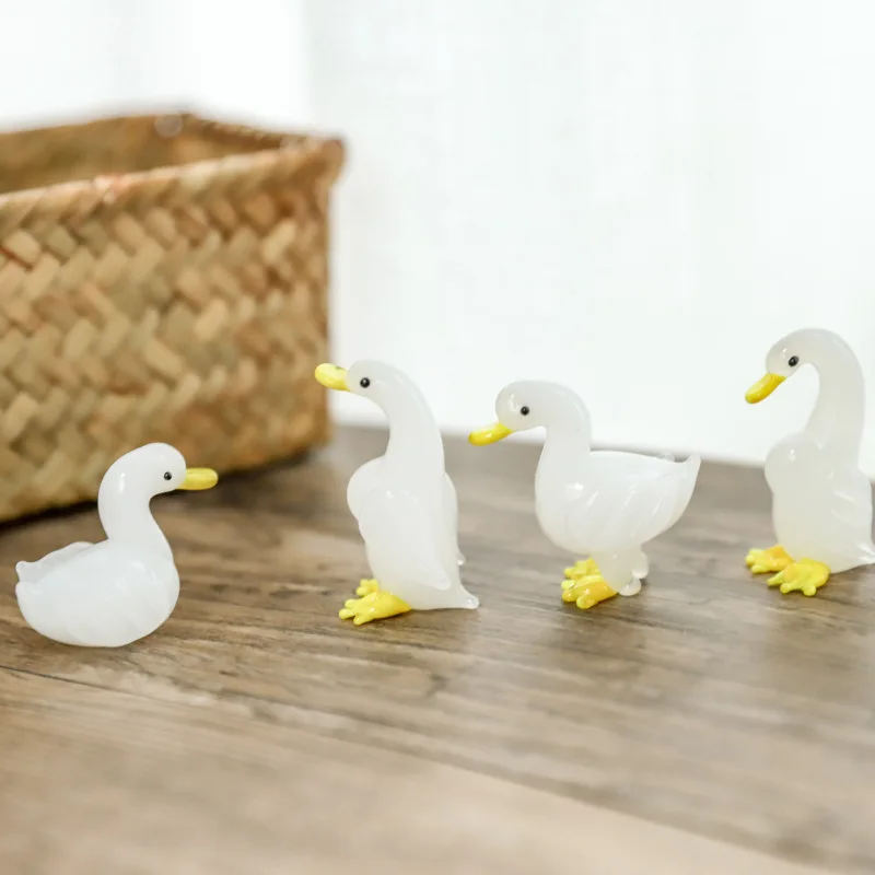 Lovely Glass Duck Yellow Per Soggiorno Fairy Garden Piccole Figurine Paesaggio Super Cute Mini Accessori Da Giardino Decorazioni Per La Casa