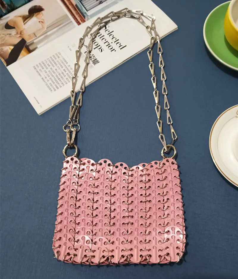 Medium Pink