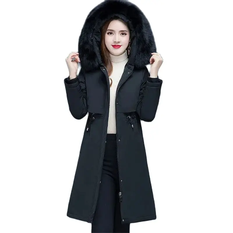 

Зимняя женская парка средней длины, новинка 2023, модная Свободная куртка с капюшоном и меховым воротником, однотонная женская верхняя одежда с карманами на молнии