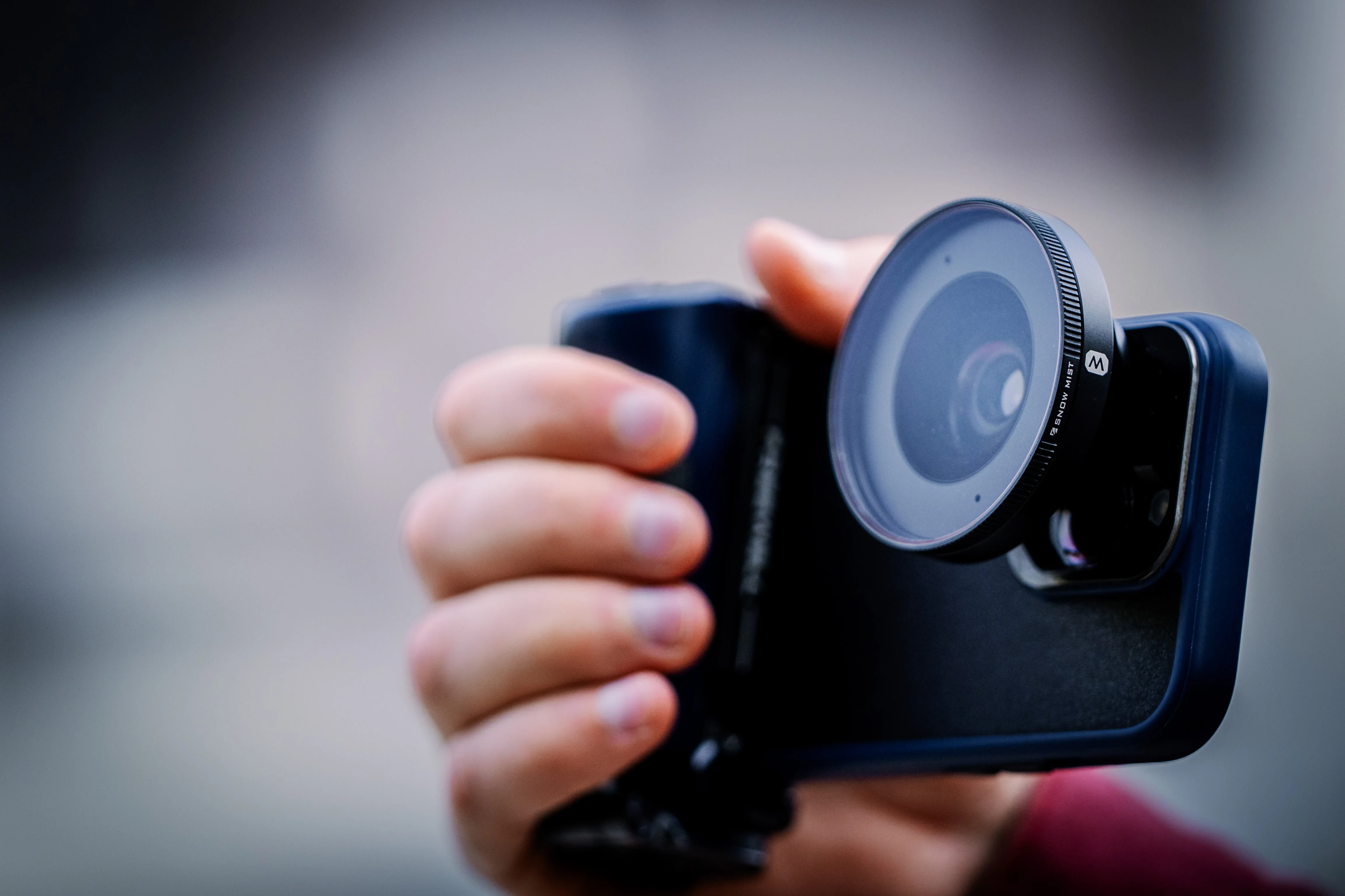 Freewell 18mm Wide Angle Lens Compatible with Freewell Sherpa & Galaxy Series Cases - Unparalleled Optics and Versatility