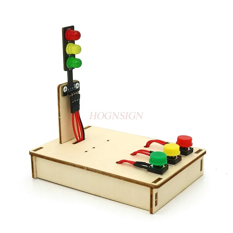 

Traffic light model invention technology small production children's handmade students general technology science experiment diy