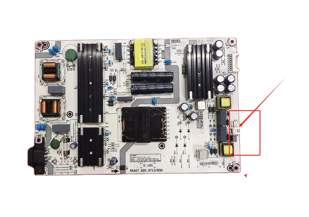 Carte Mère Principale Pour Téléviseur Hisense LTDN40K370WTEU 40" - Référence RSAG7.820.5880/ROH - Occasion Fonctionnelle