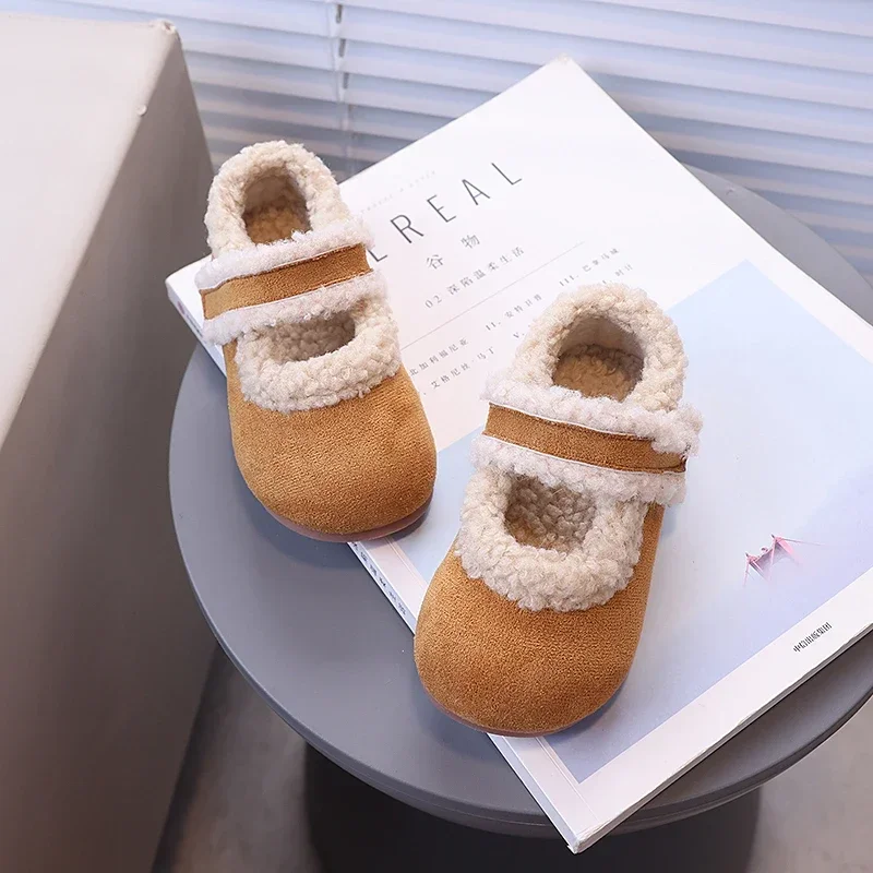 Kids Princess Shoes Round Toe Soft Sole Girls Flat Shoes with Fur Cute 2025 Winter New Children Warm Shoes Non-slip Temperament