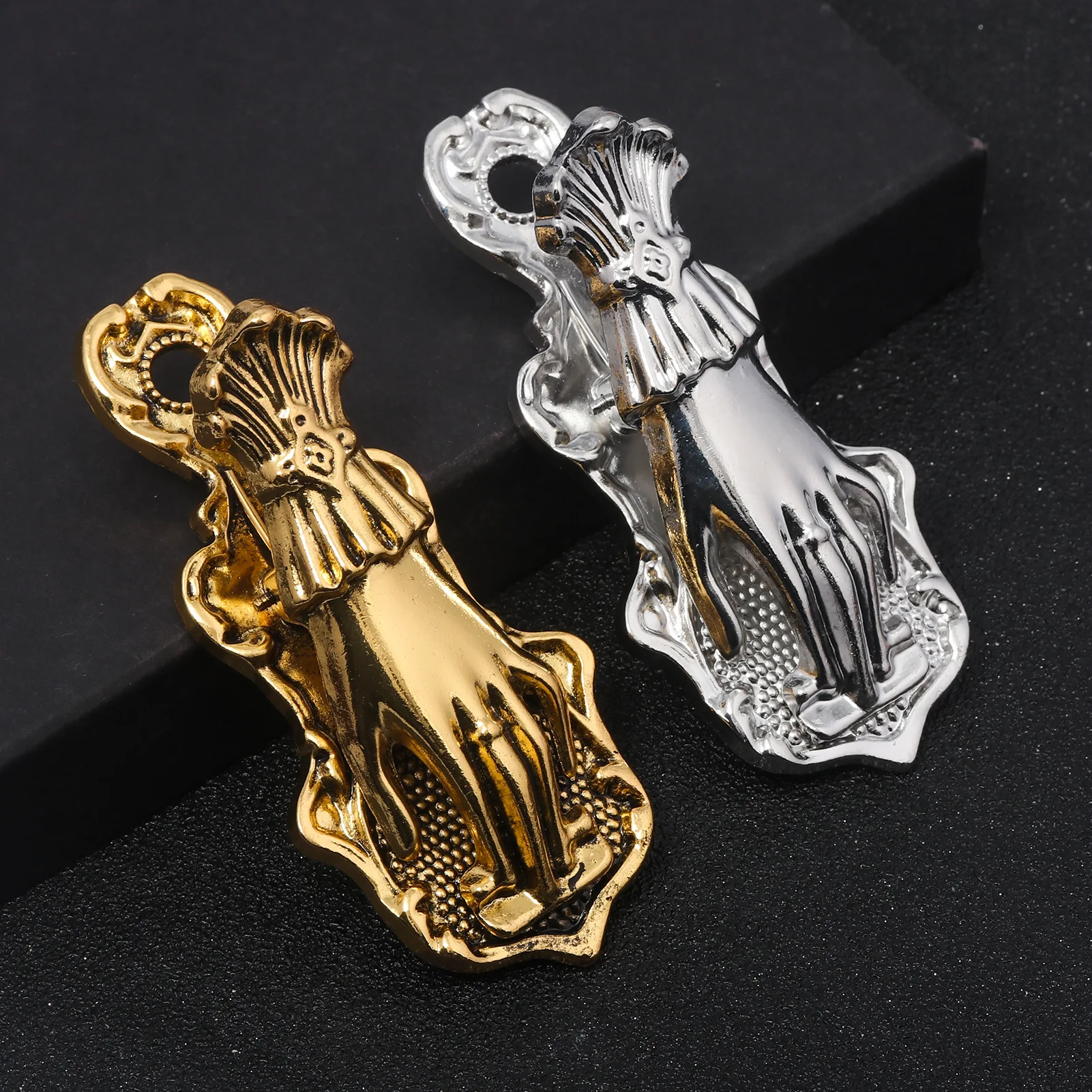 Lady's Hand Metal Account Clip French Retro Fixed Clip Bookmark Note Hand Shape Creative Photo Letter