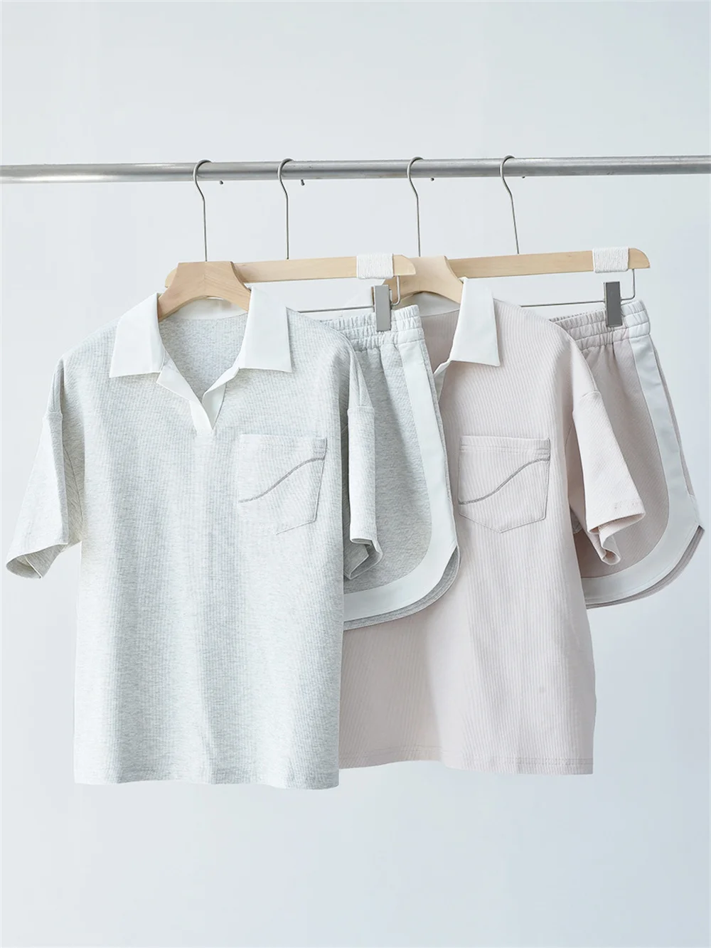 

Women Pocket Bead Chain Two Pieces Set Summer 2023 Turn Down Collar Short Sleeve Tops or Elastic Waist Solid Color Shorts