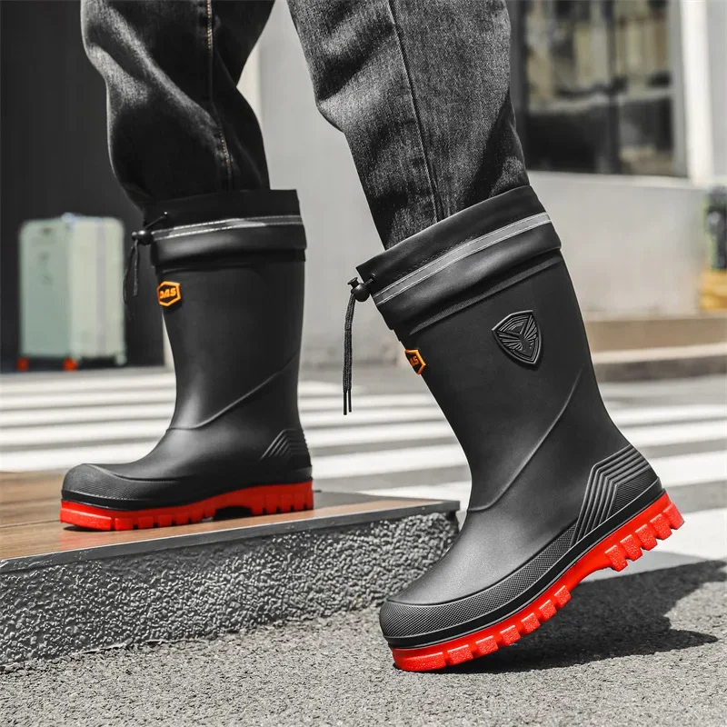 Bottes de pluie mi-mollet hommes confortables en PVC pour pêche extérieure et cuisine anti-dérapantes