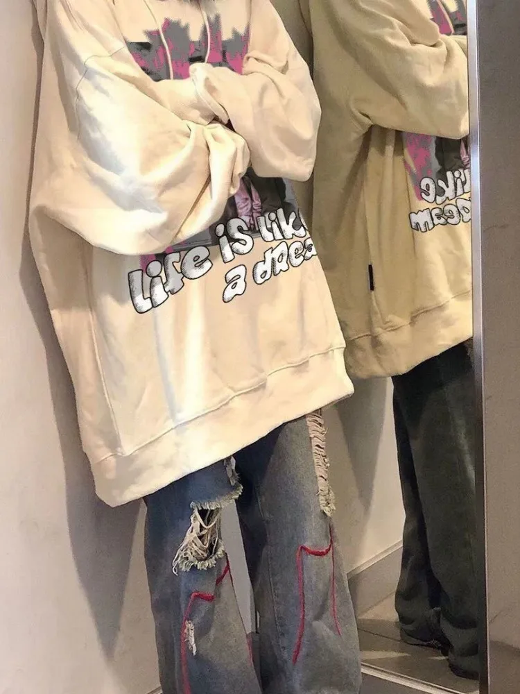 Рисунок 6 - Толстовка женская оверсайз с капюшоном