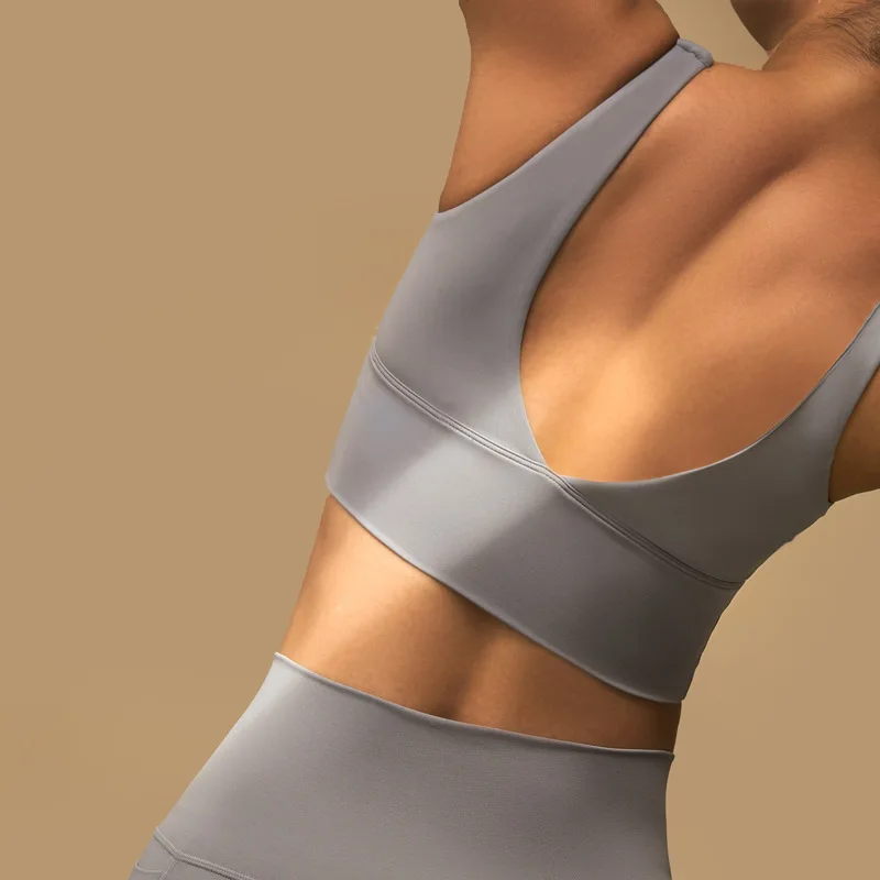 SOISOU Lycra Top Women Yoga Sports Bra Gym Fitness Crop Top Bras For Women Underwear Deep V Beautiful Back Chest Pad Removable Best Sellers In Sports & Entertainment